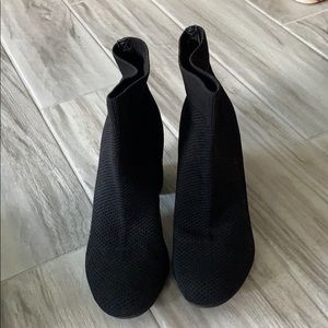 Seven Dials women’s booties